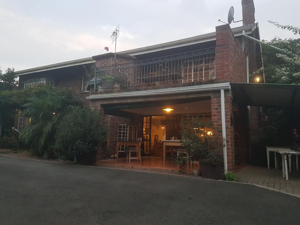 Babbling Brook Bed & Breakfast ピーターマリッツバーグ エクステリア 写真