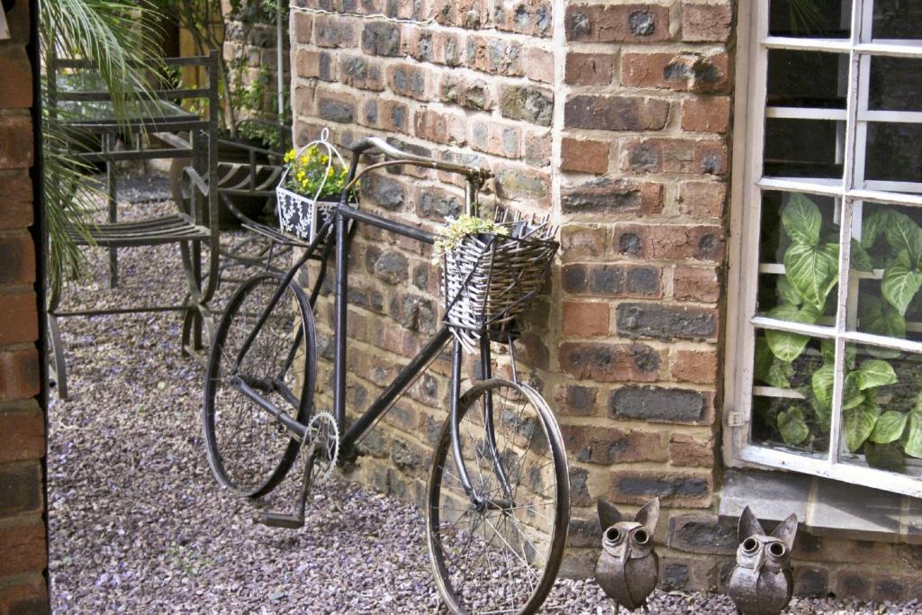 Babbling Brook Bed & Breakfast ピーターマリッツバーグ エクステリア 写真