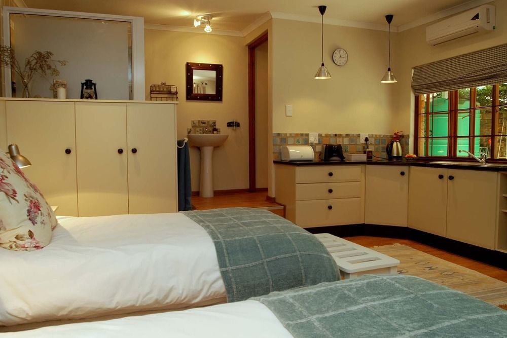 Babbling Brook Bed & Breakfast ピーターマリッツバーグ エクステリア 写真